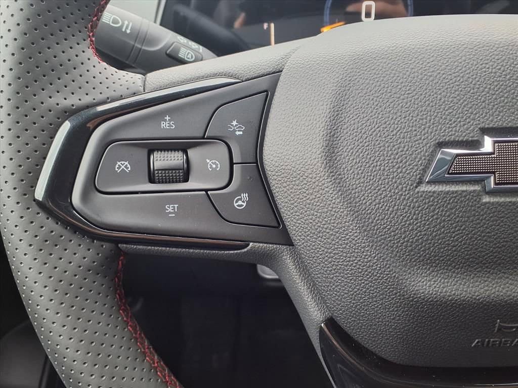New 2026 Chevrolet Trax RS w/ Sunroof Package FWD image 21