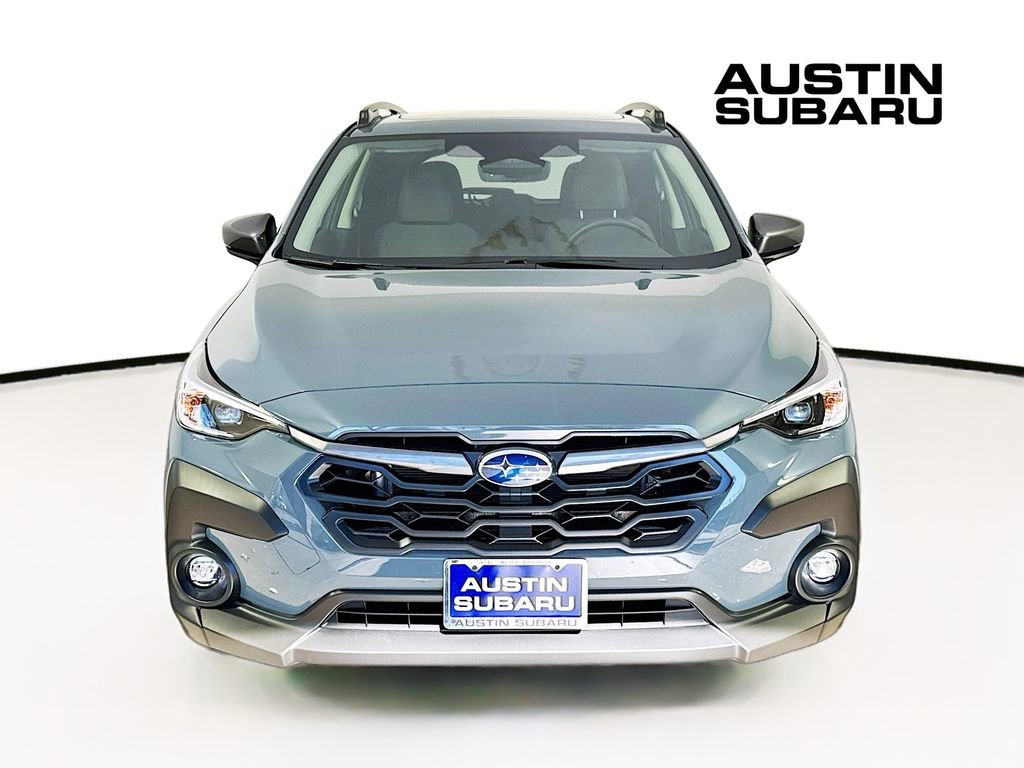 Used 2025 Subaru Crosstrek 2.0i Premium image 3