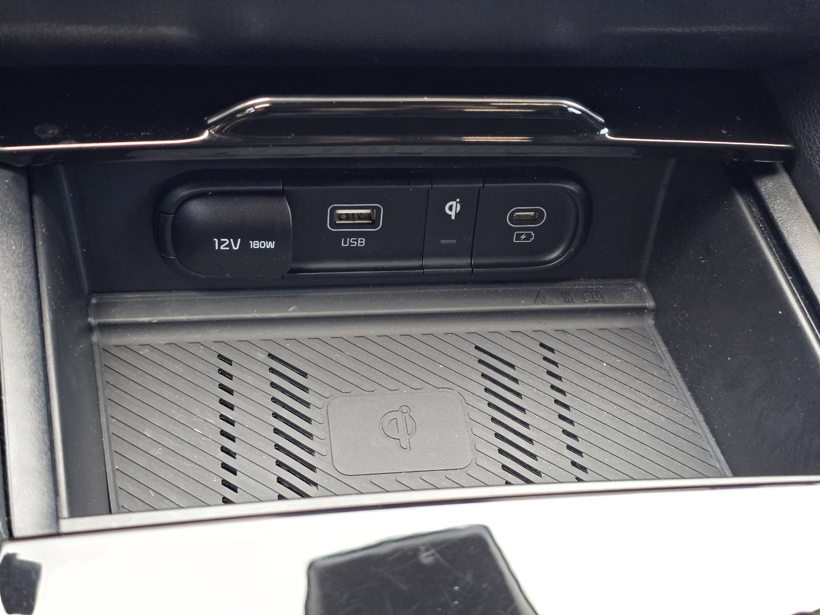 Used 2023 Kia Sportage EX AWD/4WD image 21