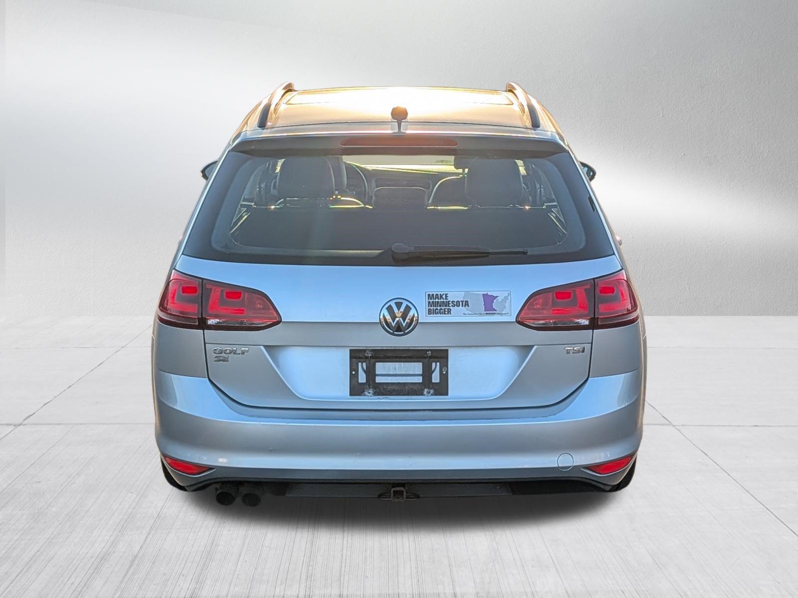 Used 2016 Volkswagen Golf SE FWD image 6