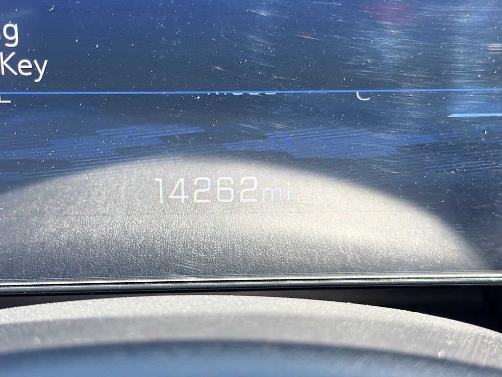 Used 2025 Chevrolet Equinox RS AWD/4WD image 12