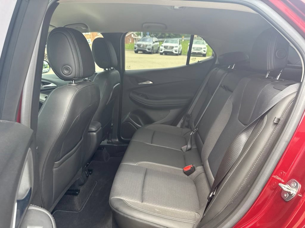 Used 2023 Buick Encore GX Select w/ Sport Touring Package FWD image 13