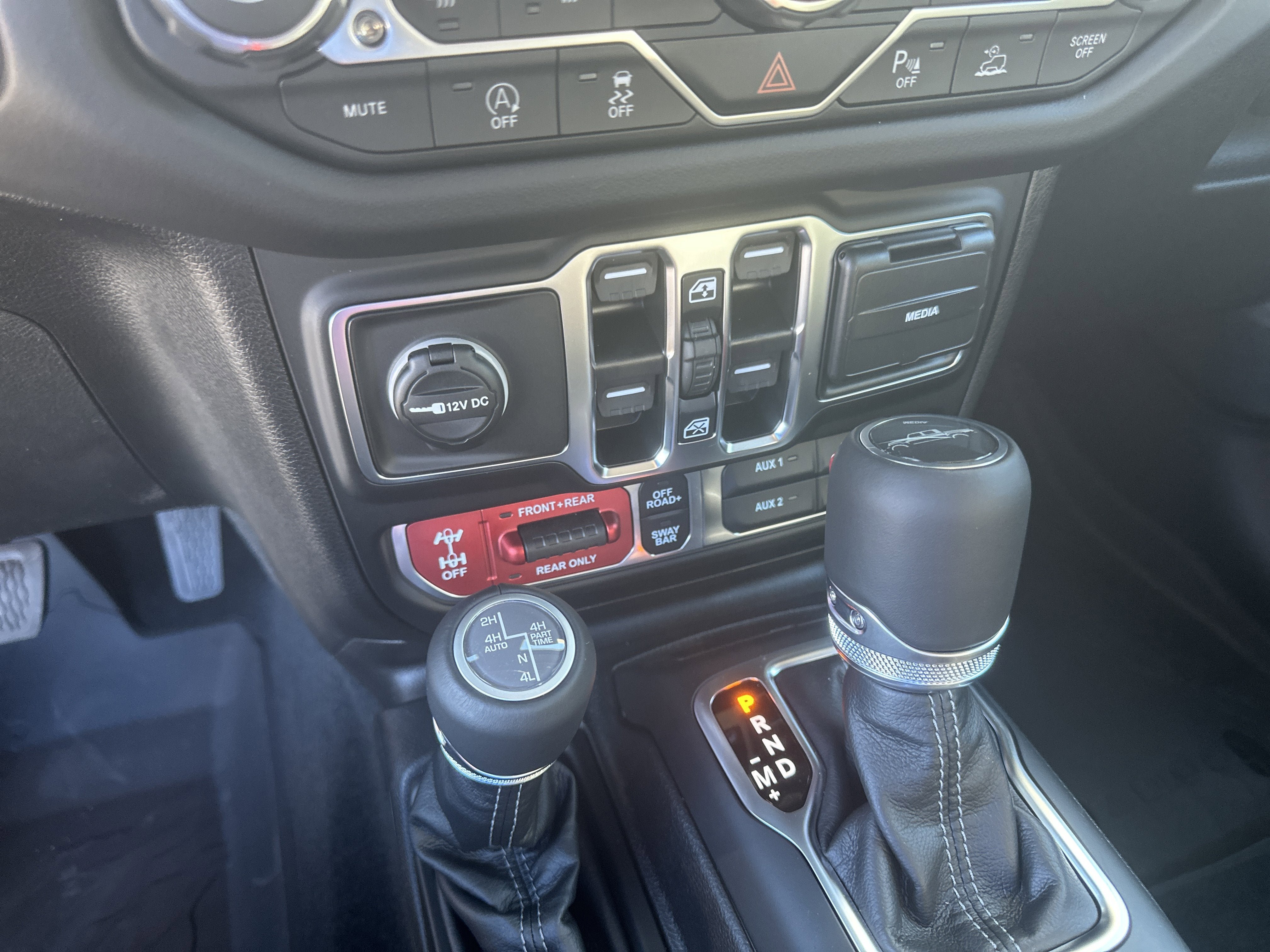 New 2026 Jeep Gladiator Rubicon AWD/4WD image 33