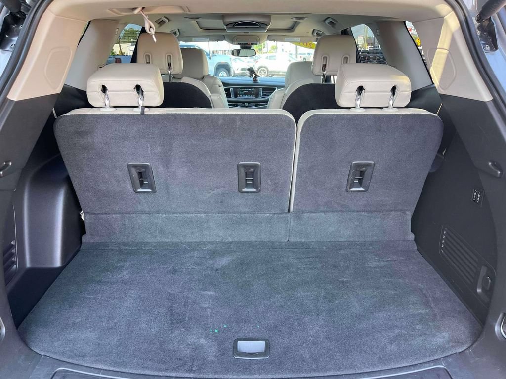 Certified 2018 Buick Enclave Premium w/ Experience Buick Package FWD image 18