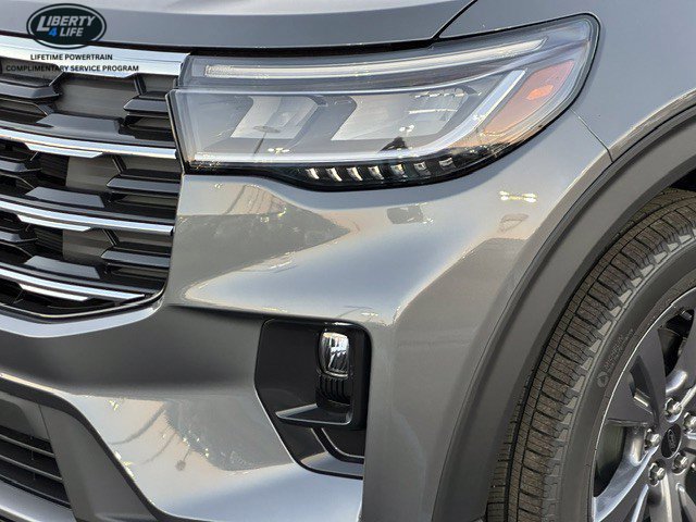 New 2026 Ford Explorer Active w/ Active Comfort Package AWD/4WD image 9