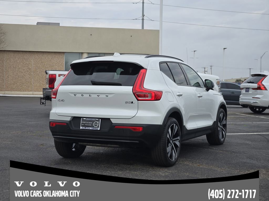 Certified 2023 Volvo XC40 B5 Ultimate w/ Protection Package Premier image 5