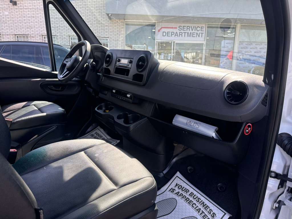 Used 2021 Mercedes-Benz Sprinter 2500 w/ Driver Convenience Package image 29