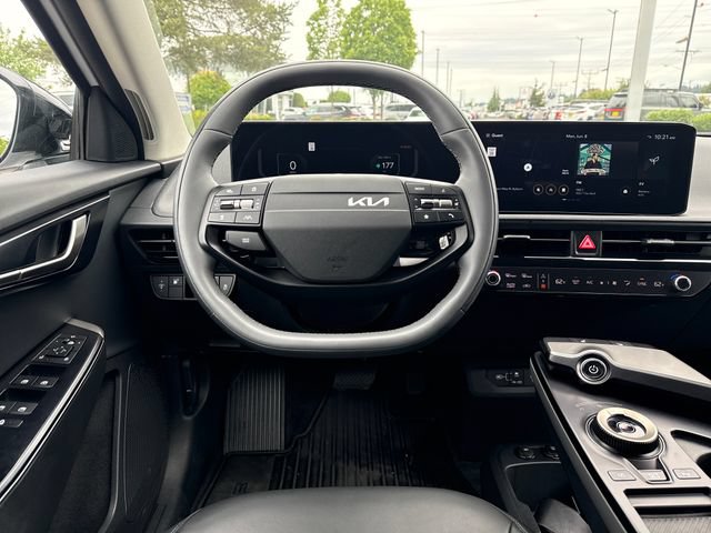 Used 2025 Kia EV6 Light RWD image 28