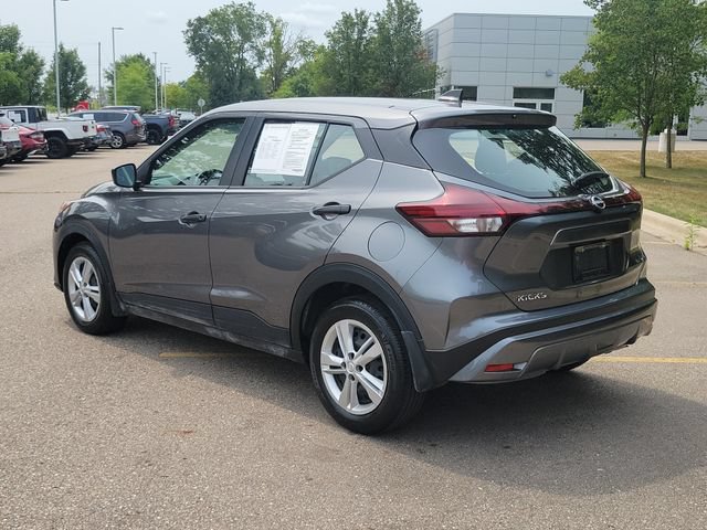 Used 2025 Nissan Kicks Play S FWD image 3