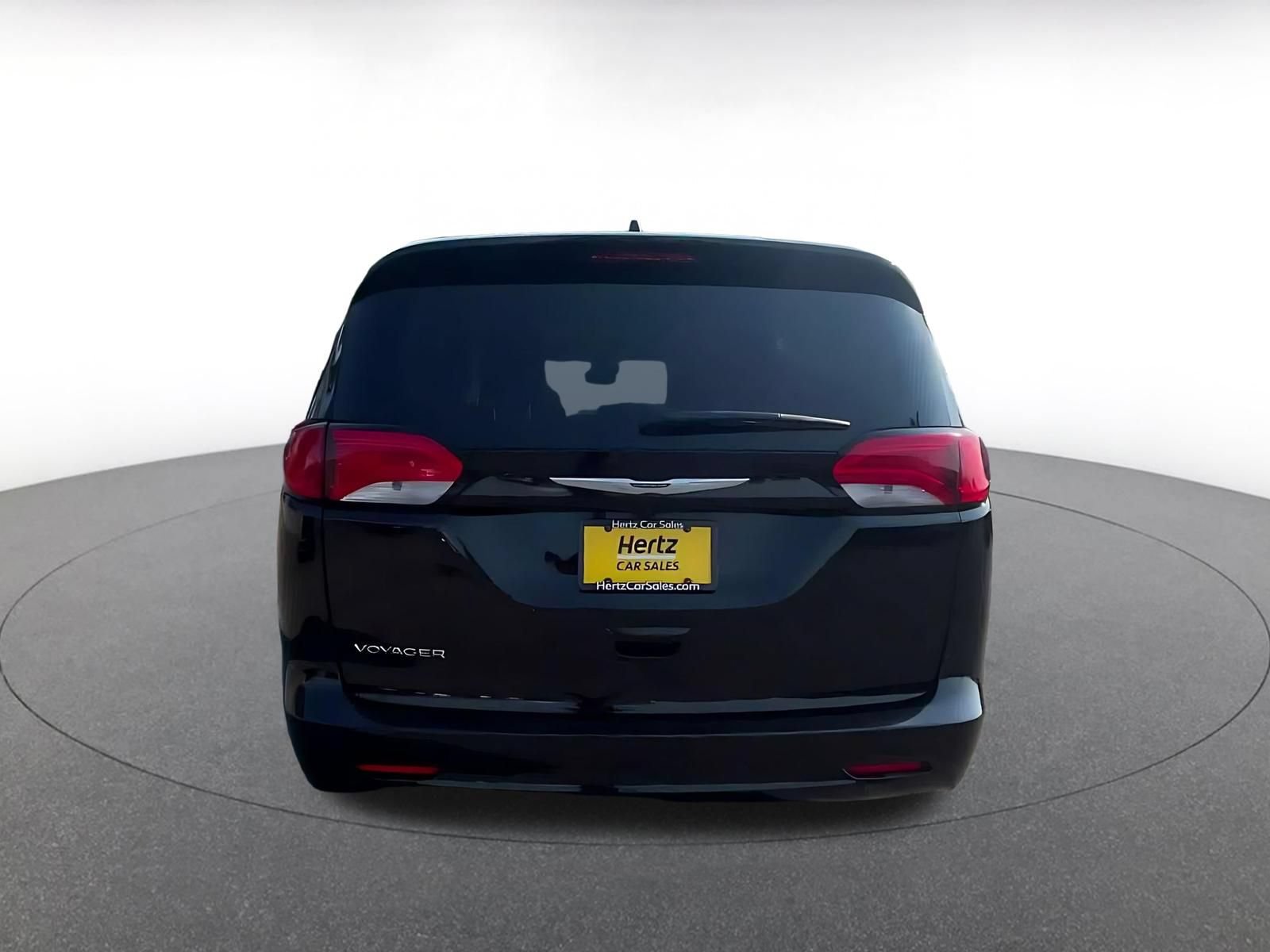 Used 2024 Chrysler Voyager LX FWD image 12