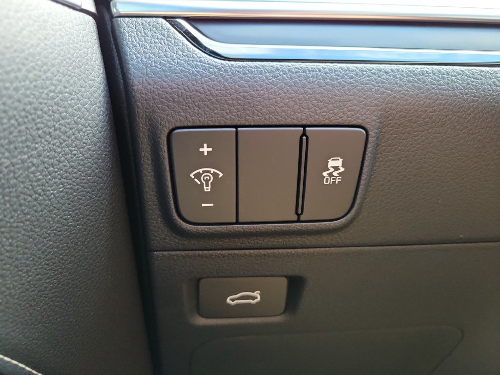New 2027 Kia K5 GT-Line image 24