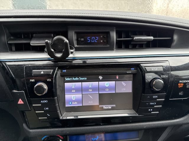 Used 2014 Toyota Corolla LE Premium FWD image 11