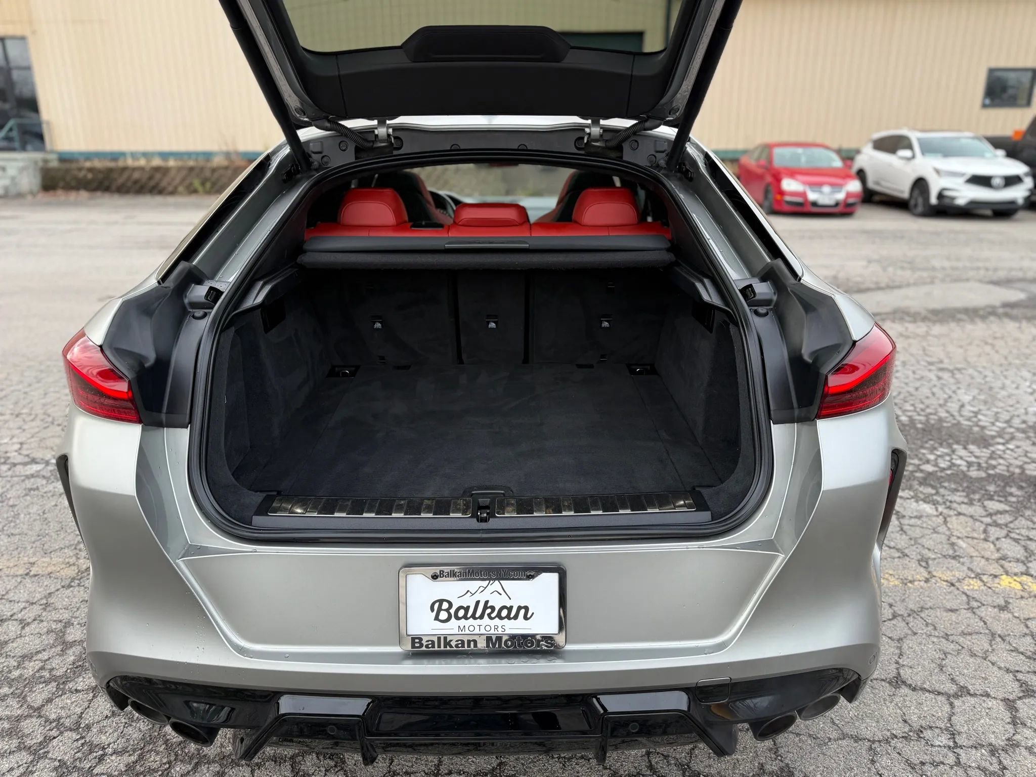 Used 2022 BMW X6 M w/ Competition Package AWD/4WD image 11
