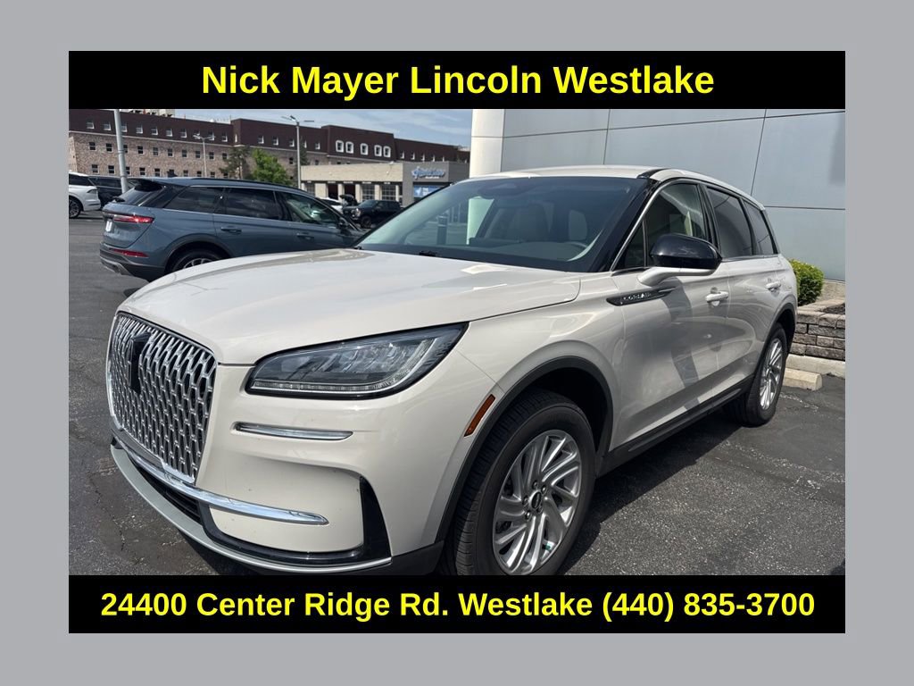 Used 2024 Lincoln Corsair FWD image 1