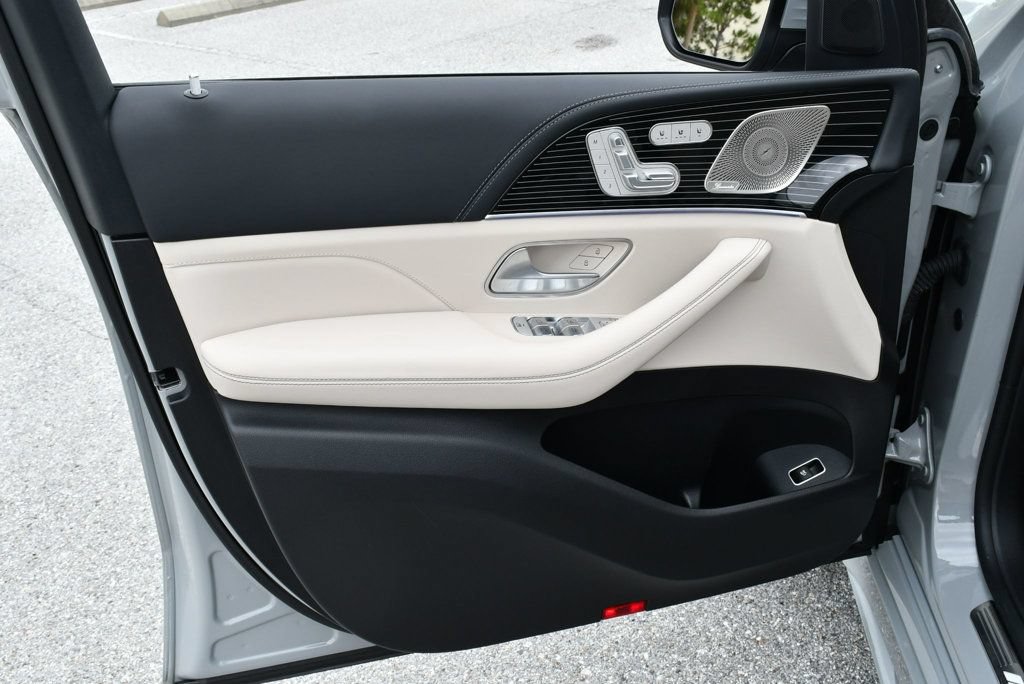 Used 2024 Mercedes-Benz GLE 53 AMG 4MATIC image 12