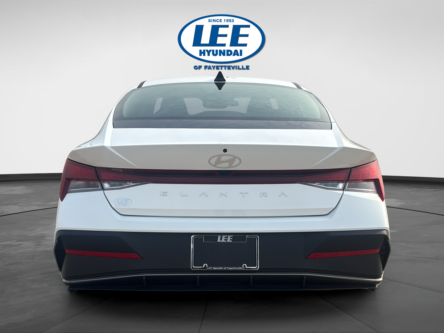Certified 2026 Hyundai Elantra SE FWD image 5