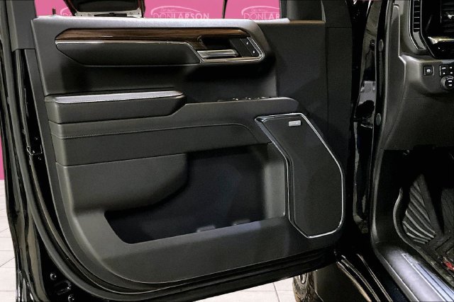Certified 2024 Chevrolet Silverado 1500 LT Trail Boss w/ LT Trail Boss Premium Package AWD/4WD image 14
