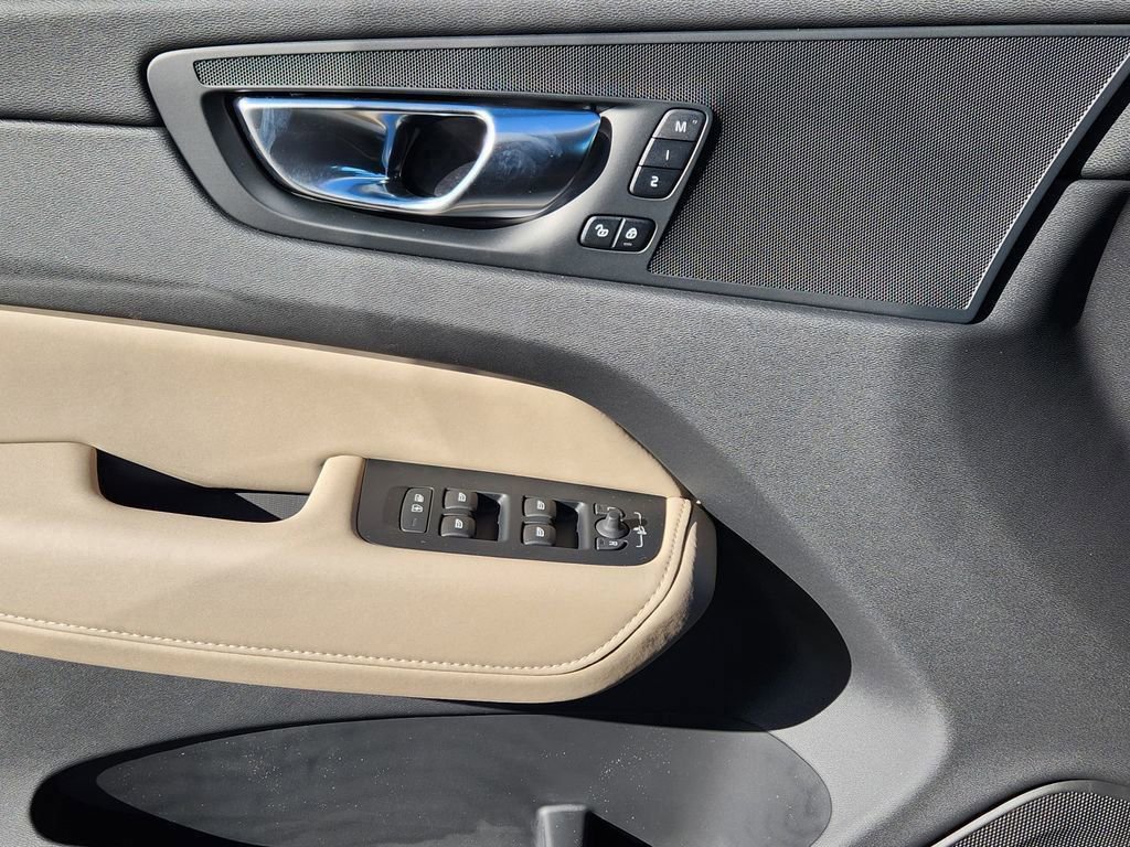 New 2026 Volvo XC60 B5 Plus w/ Protection Package Premier image 3