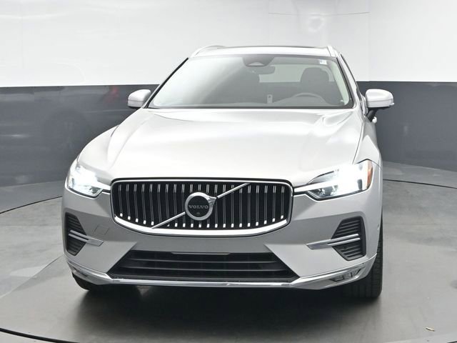 Certified 2023 Volvo XC60 B5 Plus image 3