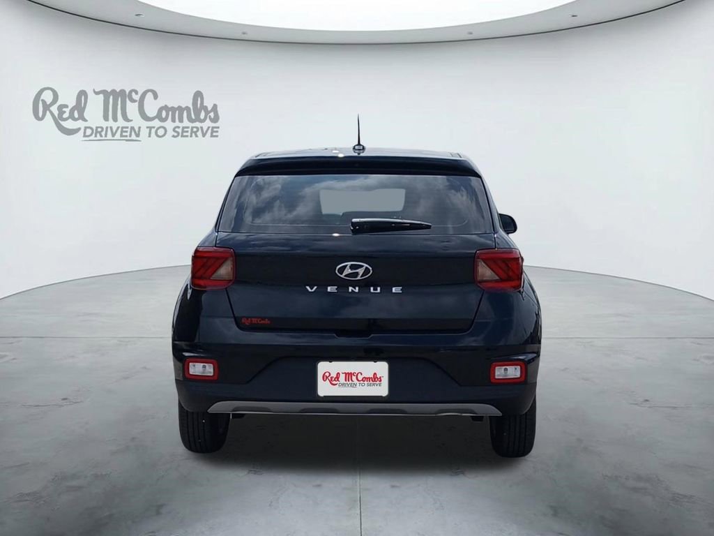 New 2026 Hyundai Venue SE FWD image 4