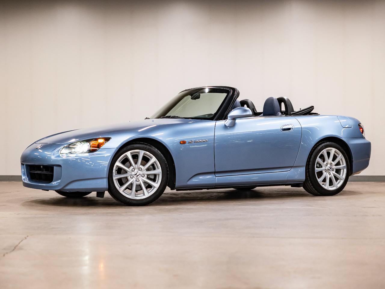Used 2006 Honda S2000 image 25