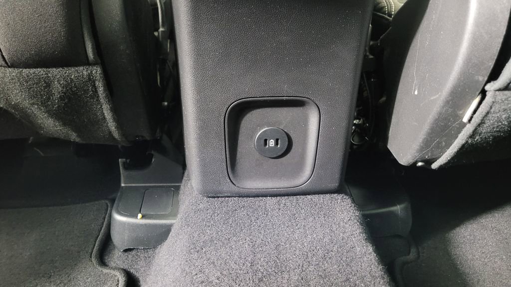 Used 2023 Ford Escape Active image 31