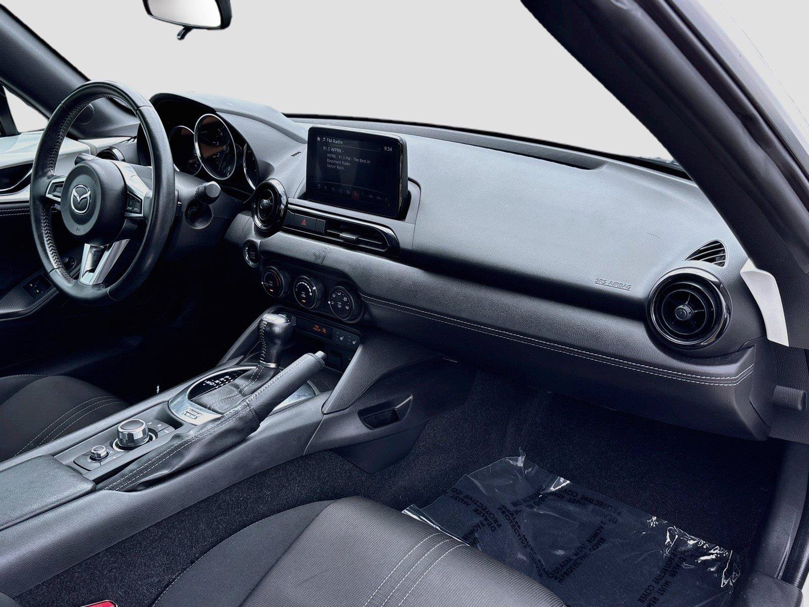 Used 2021 MAZDA MX-5 Miata RF Club RWD image 26