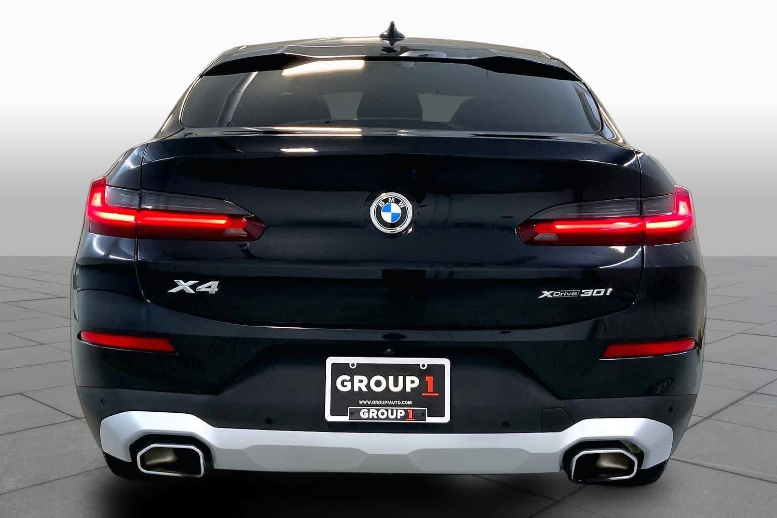 Used 2024 BMW X4 xDrive30i w/ Premium Package AWD/4WD image 4