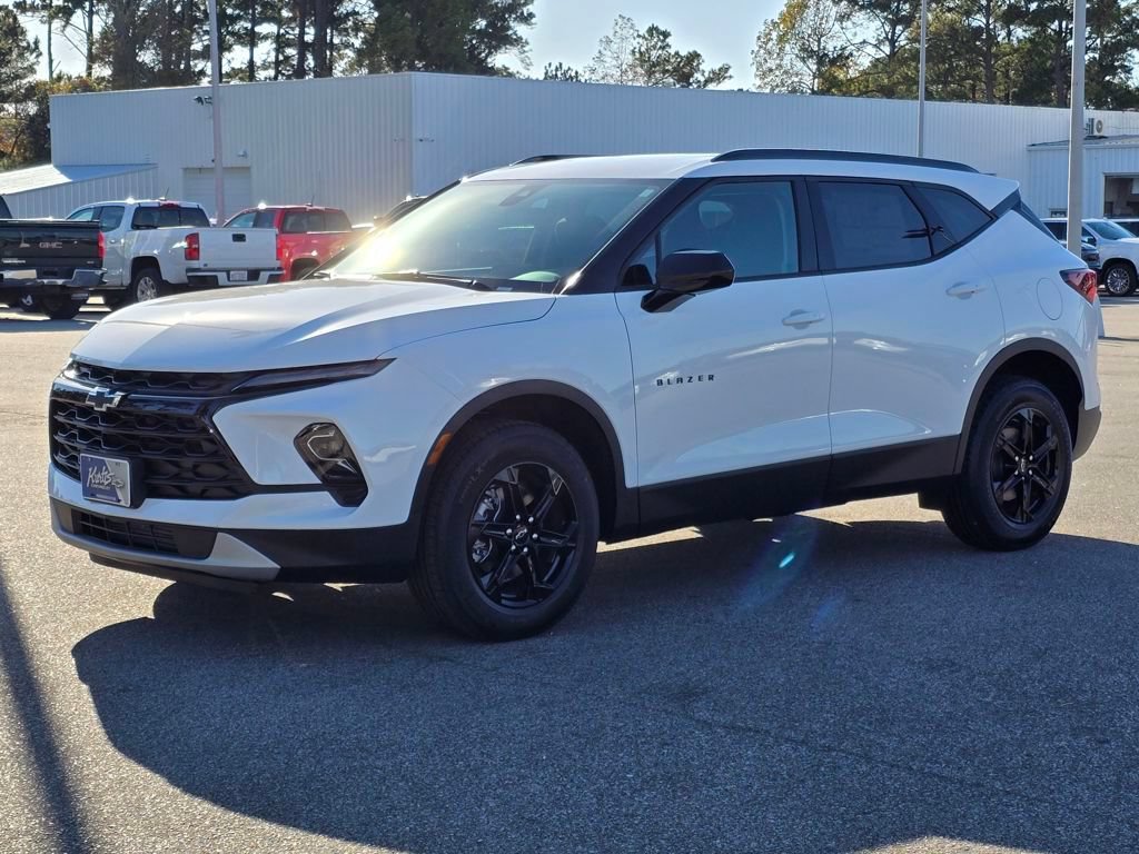 New 2026 Chevrolet Blazer LT w/ Midnight/Sport Edition FWD 360° Tour