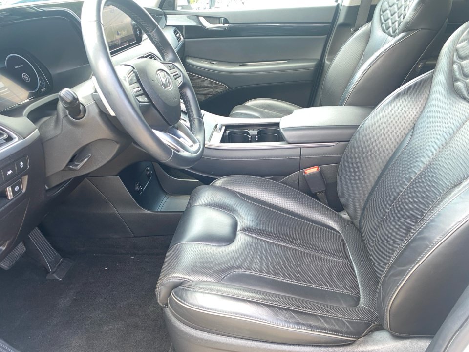 Used 2022 Hyundai Palisade Limited FWD image 34