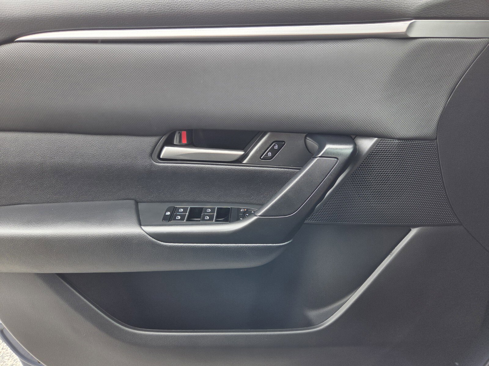 Used 2024 MAZDA CX-50 AWD 2.5 S w/ Cargo Package image 21