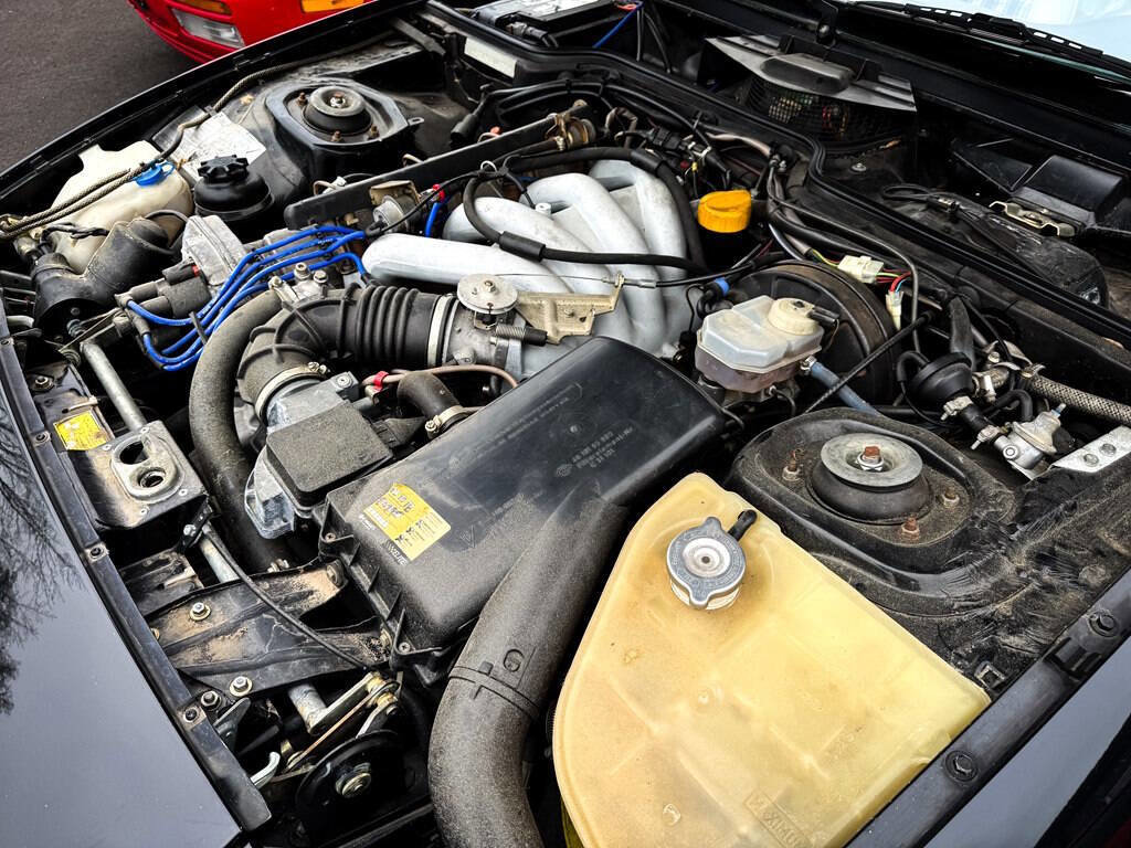 Used 1987 Porsche 924 S RWD image 21