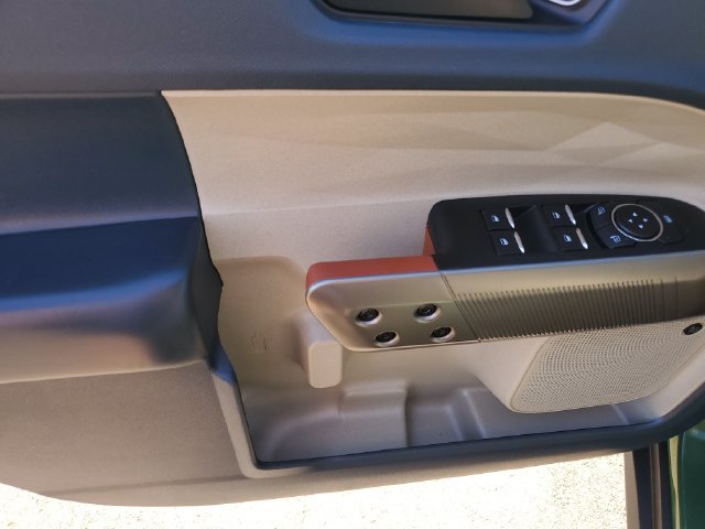 Used 2025 Ford Maverick Lariat AWD/4WD image 21