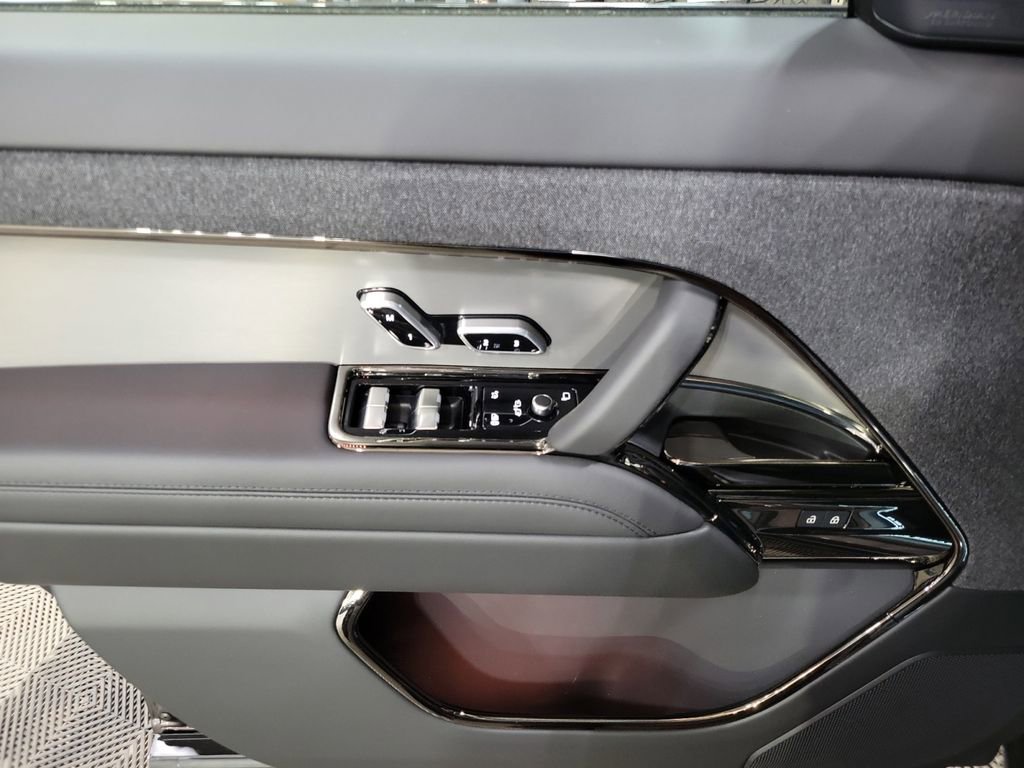 New 2026 Land Rover Range Rover Sport Dynamic SE AWD/4WD image 14