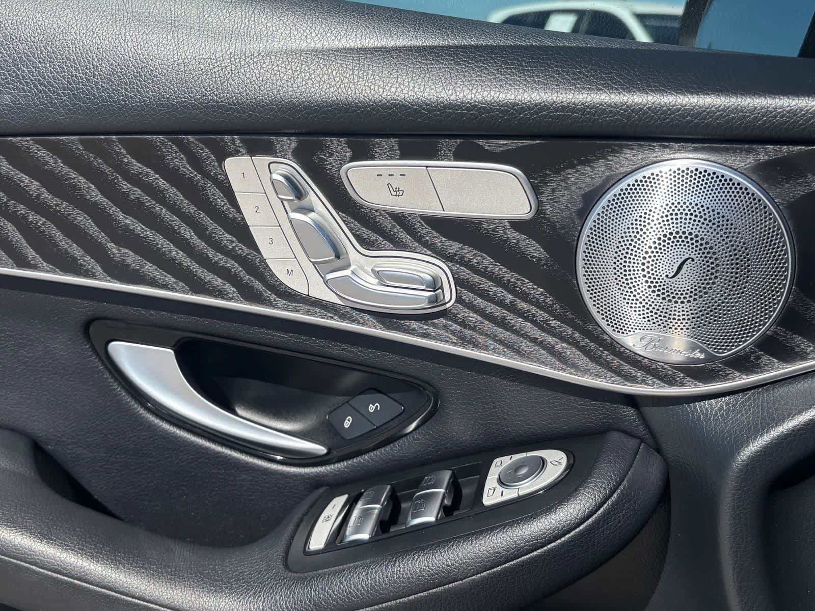 Used 2018 Mercedes-Benz GLC 300 4MATIC Coupe image 27