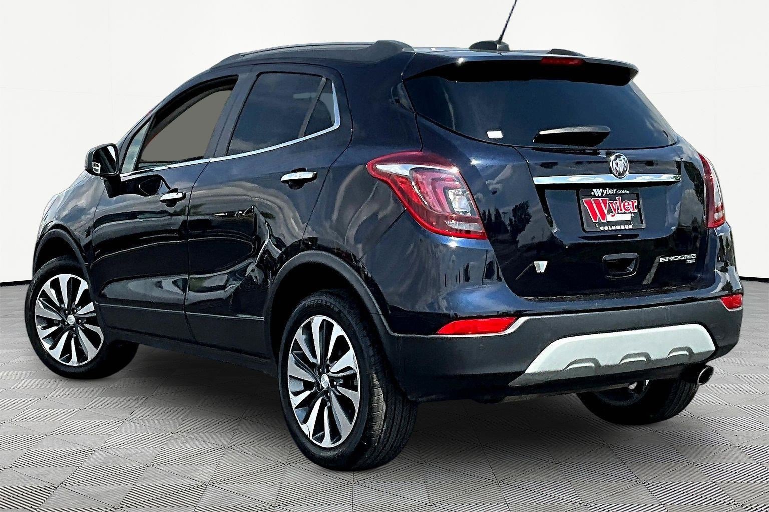 Used 2022 Buick Encore Preferred w/ Safety Package image 4