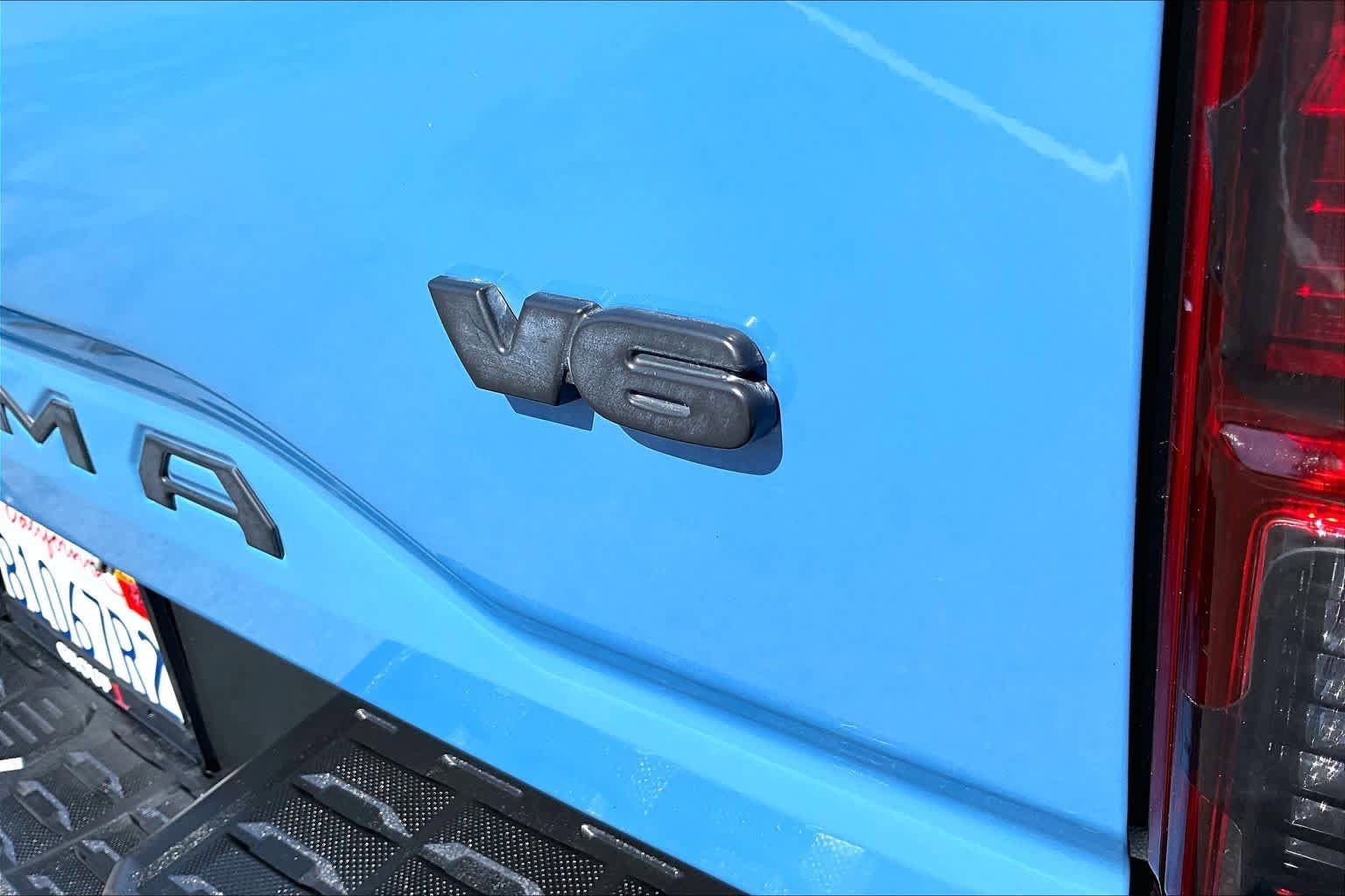 Used 2019 Toyota Tacoma TRD Sport w/ Technology Package RWD image 9