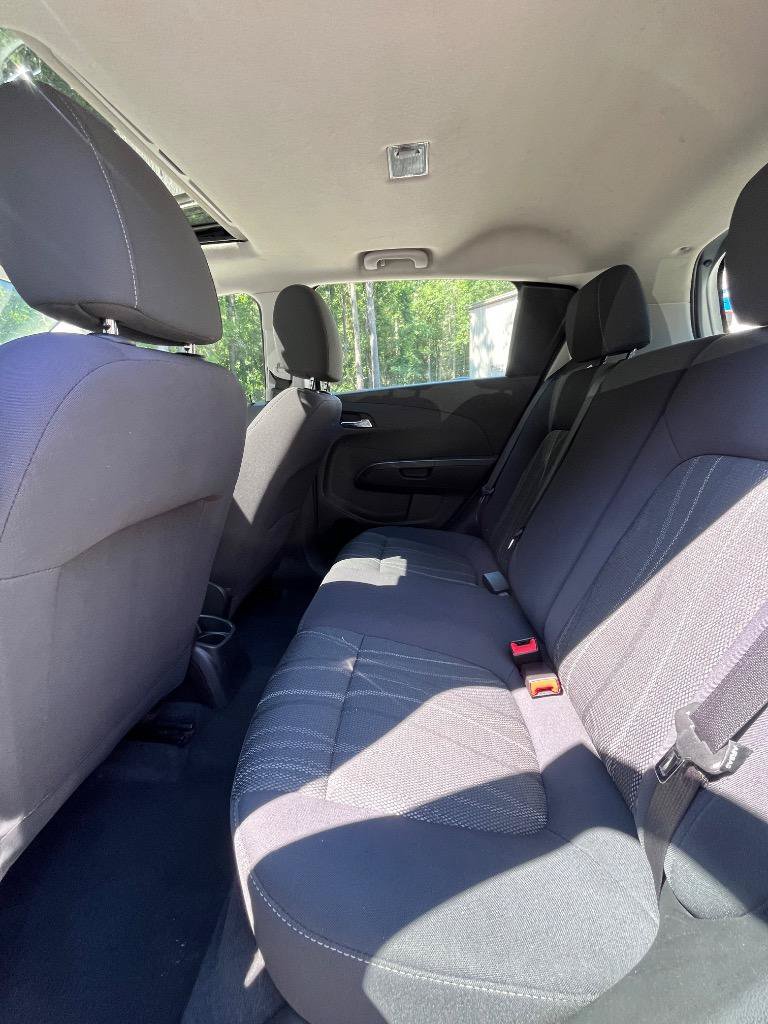 Used 2014 Chevrolet Sonic LT w/ Fun and Sun Package FWD image 22