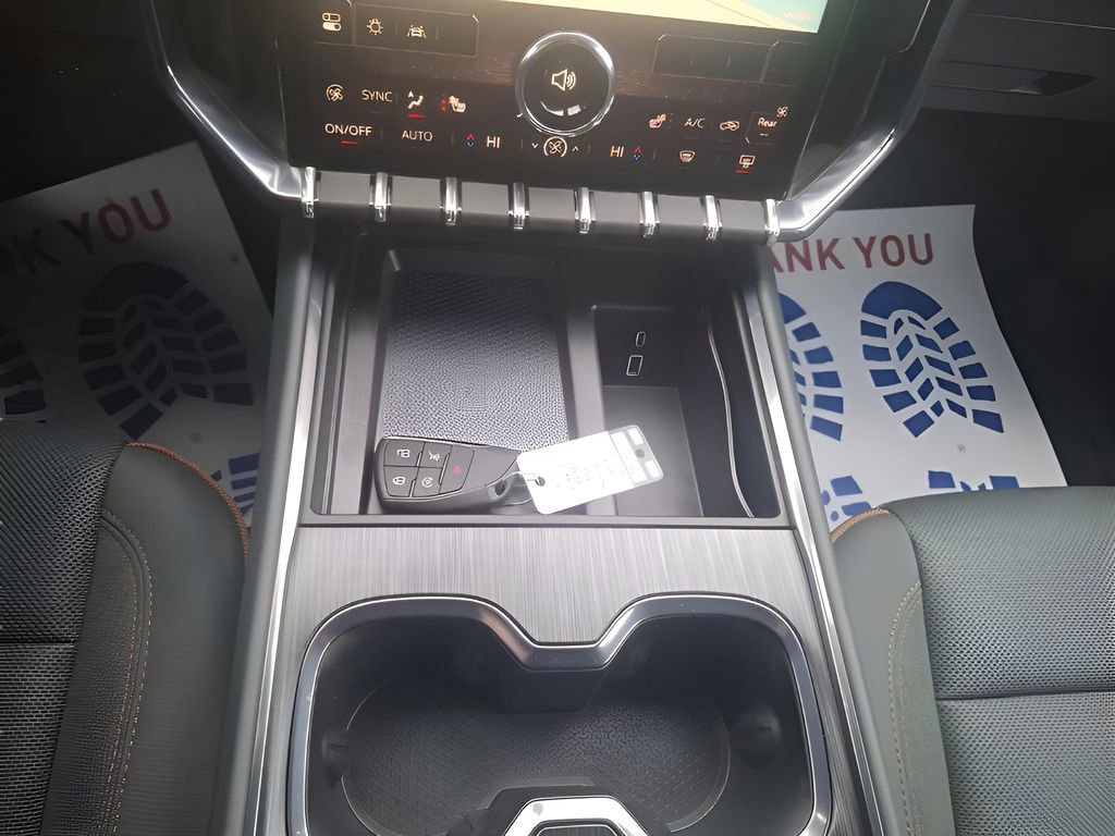 Used 2024 GMC Acadia AT4 w/ LPO, Floor Liner Package image 41