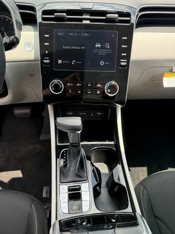 Used 2023 Hyundai Tucson SEL AWD/4WD image 32