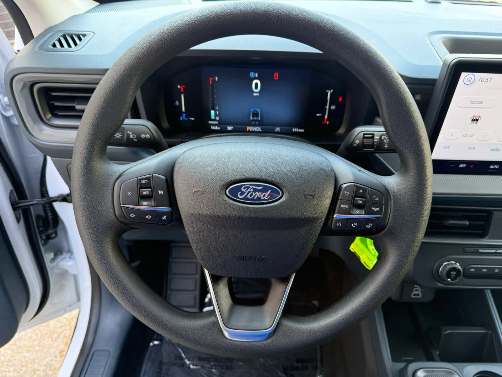 Used 2025 Ford Maverick XL w/ Equipment Group 102A AWD/4WD image 2