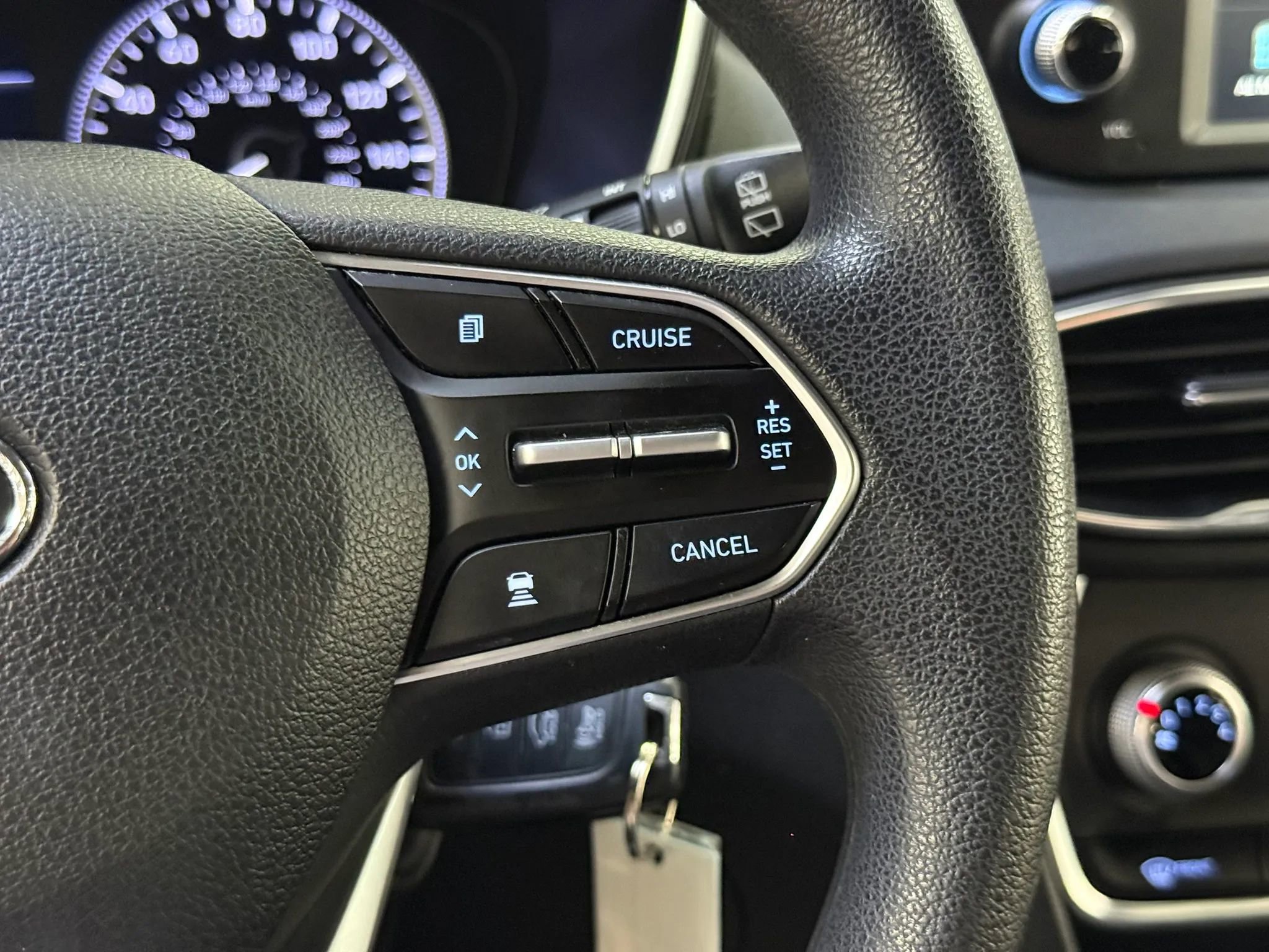 Used 2019 Hyundai Santa Fe SE AWD/4WD image 20