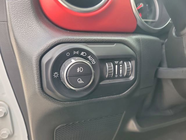 Used 2021 Jeep Gladiator Rubicon w/ Safety Group image 21