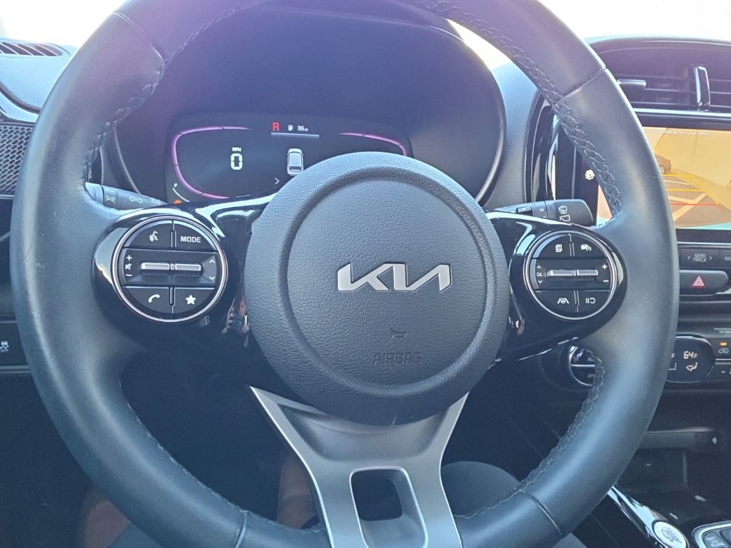 Used 2024 Kia Soul EX FWD image 19