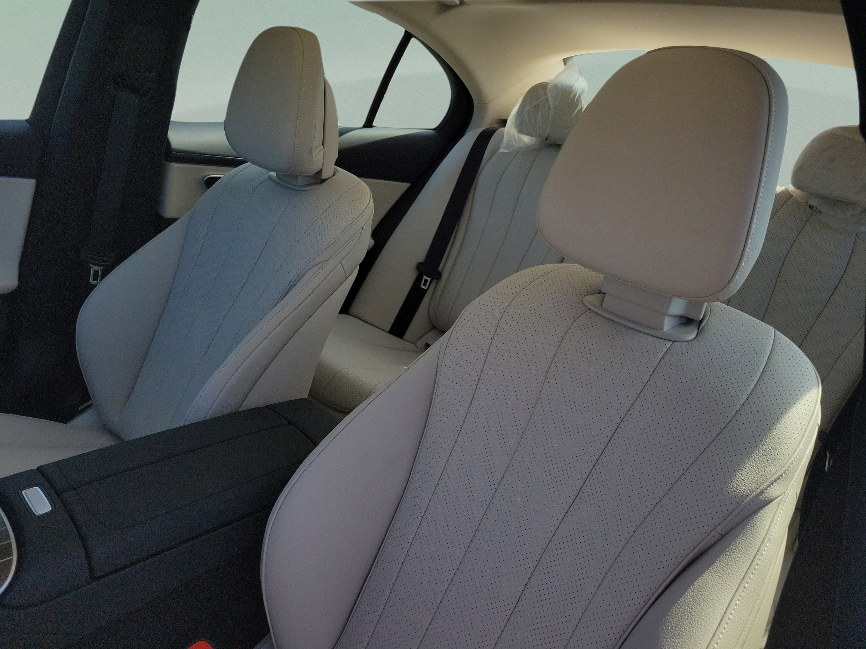 Certified 2026 Mercedes-Benz E 350 4MATIC Sedan image 17