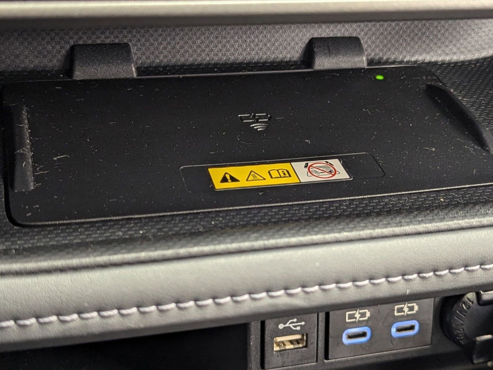 Used 2023 Toyota Highlander Limited image 29