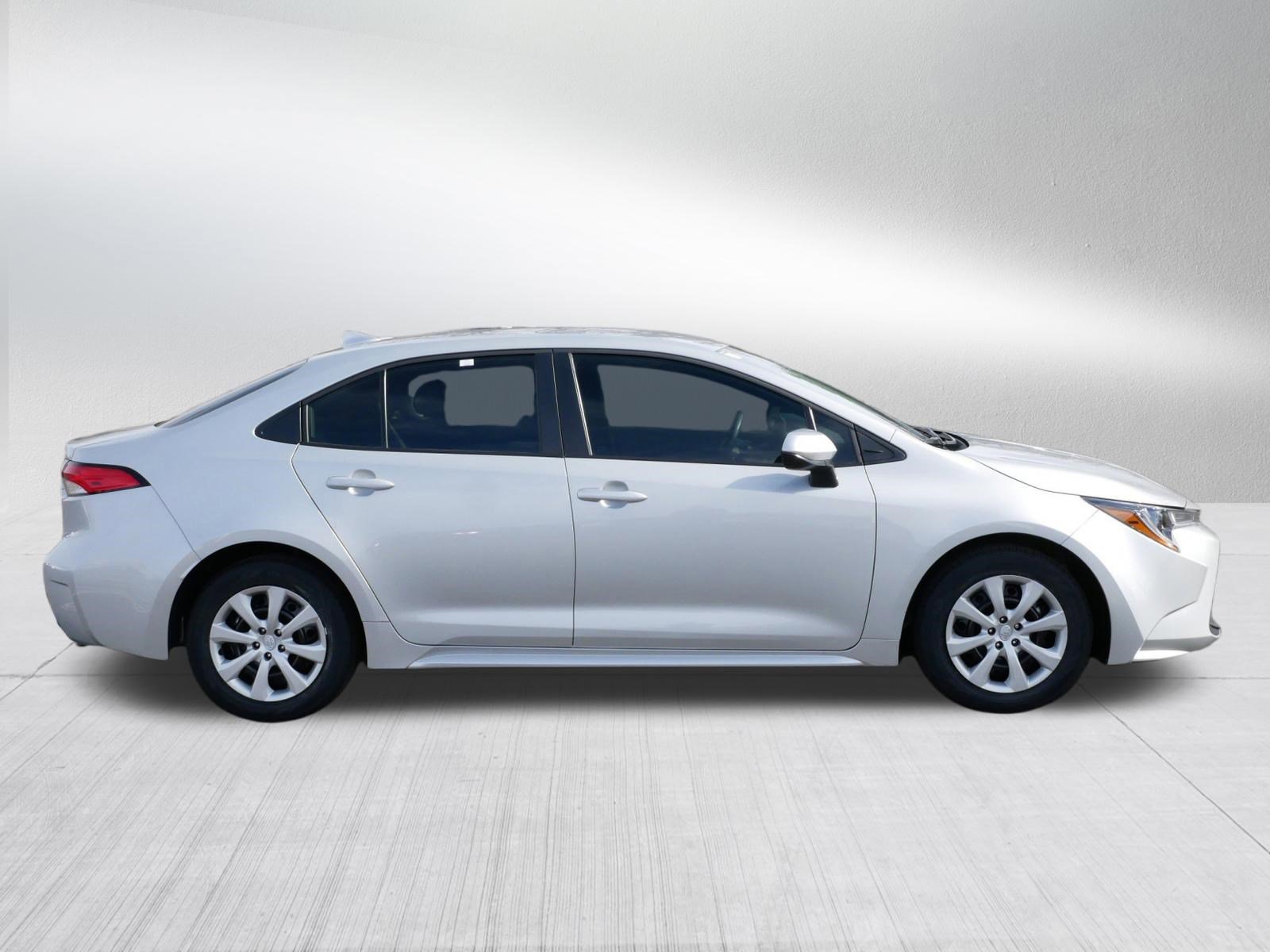 Certified 2025 Toyota Corolla LE w/ Convenience Package FWD image 8