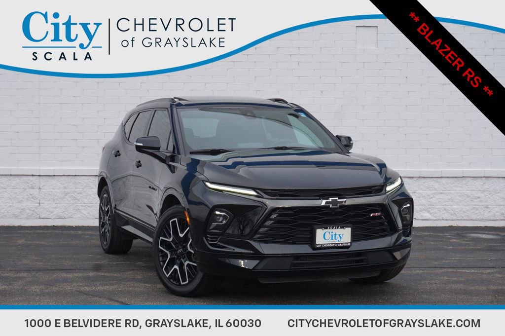 Used 2024 Chevrolet Blazer RS w/ Driver Confidence II Package FWD image 1
