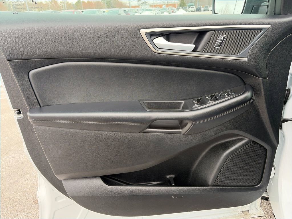 Used 2024 Ford Edge SEL w/ Convenience Package image 15