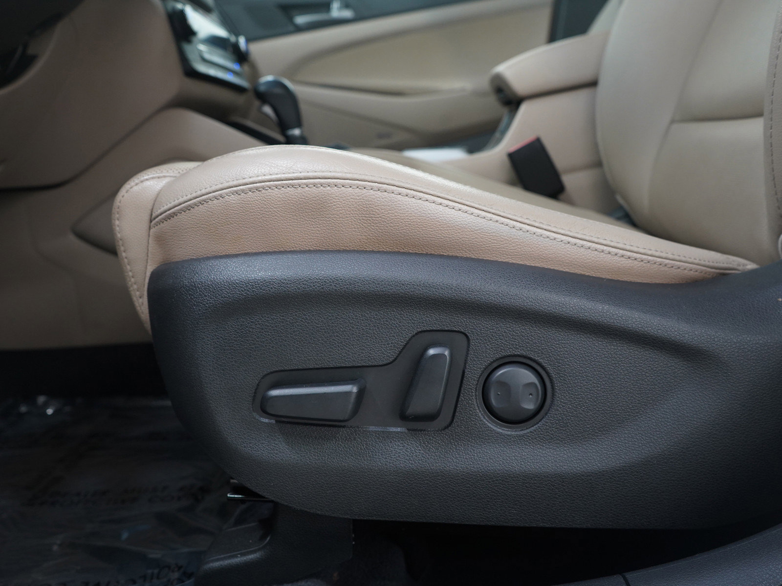 Used 2017 Hyundai Tucson Limited image 22